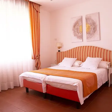 Hotell Iva Diano Marina