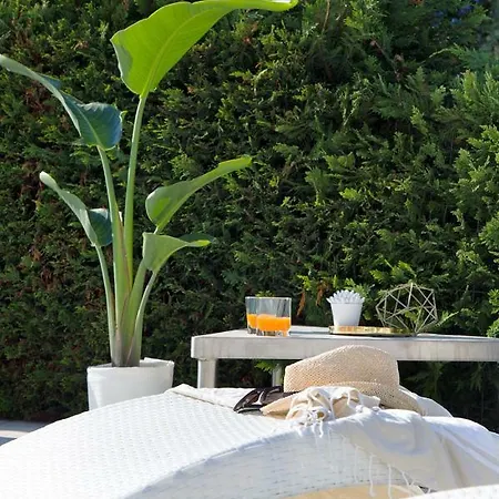 Iva 3* 迪亚诺马里纳