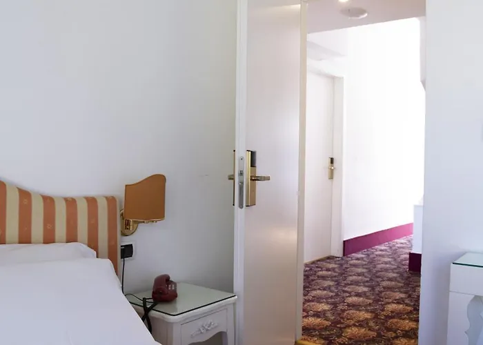 Szálloda Iva Diano Marina