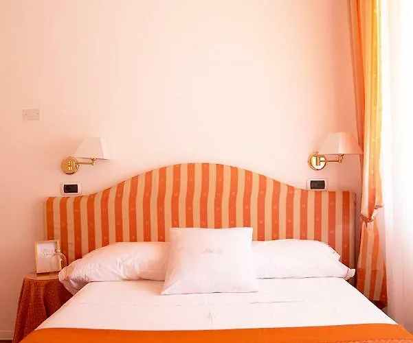 Iva Szálloda Diano Marina